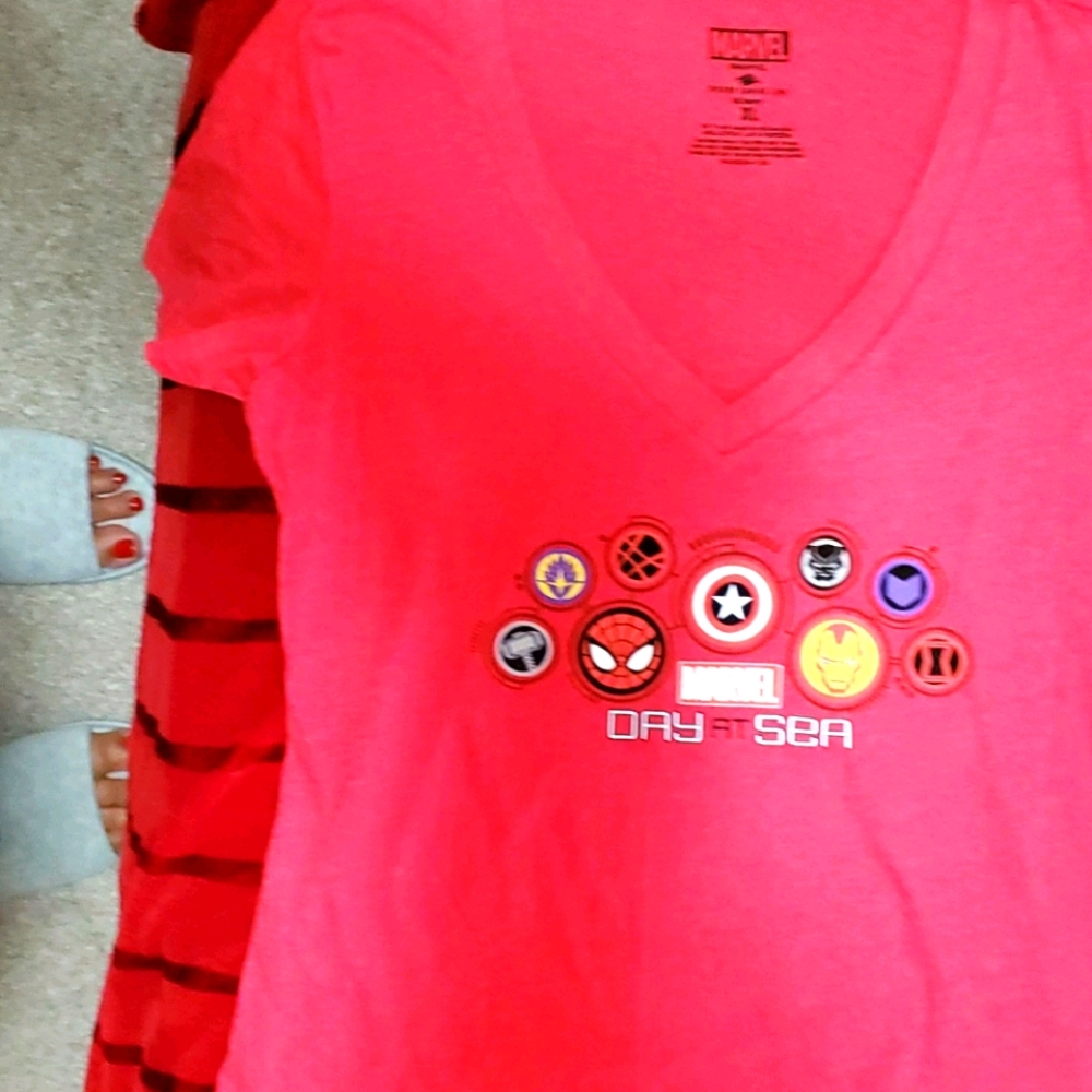 Marvel tee